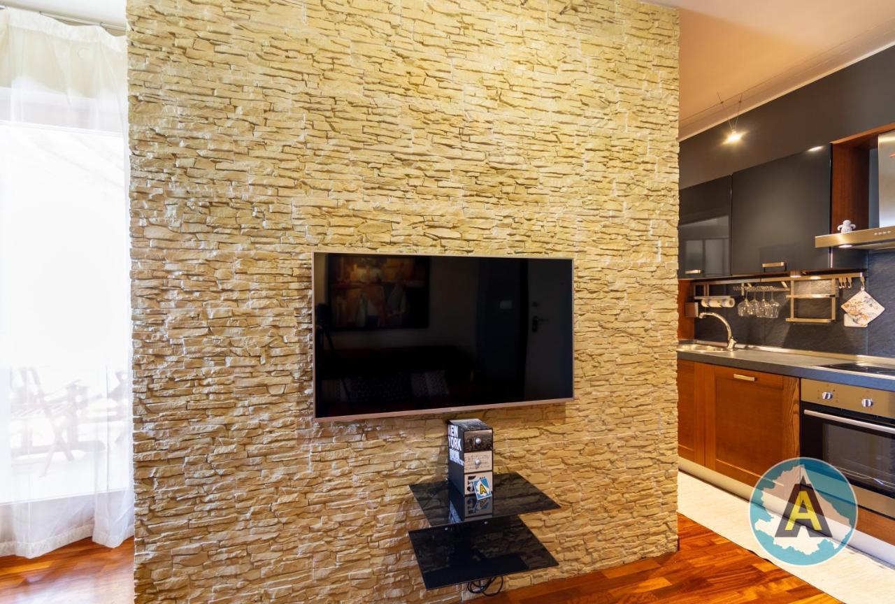 Moderno Appartamento A Montesilvano 54A Ngoại thất bức ảnh